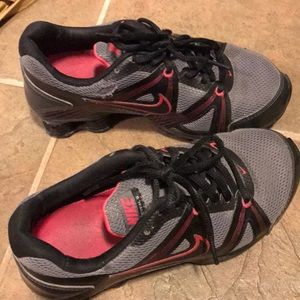 Used condition Nike reveal 5 athletic shoes
